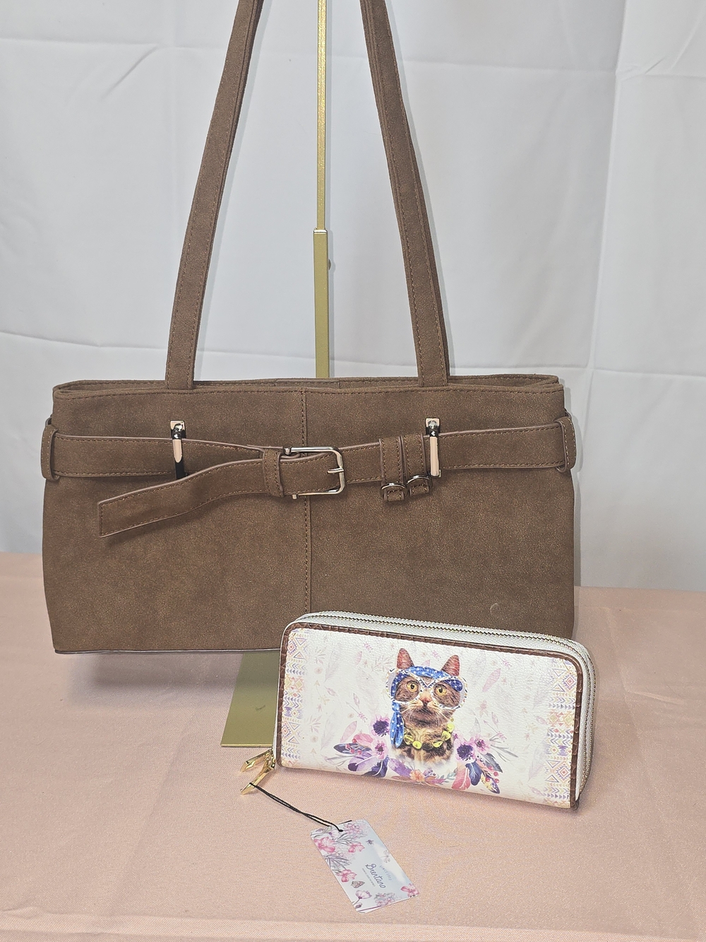 Brown Vegan Suede Shoulder Bag & Vegan Leather Brentano Hippie Cat Wallet